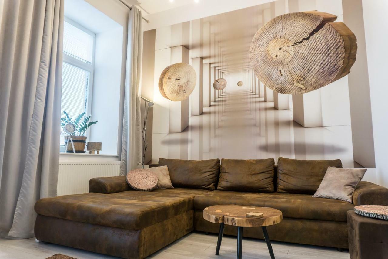 Premium Apartment Centrum Poprad Buitenkant foto